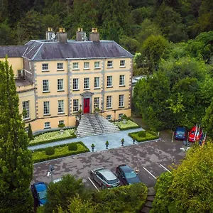 Maryborough & Отель
