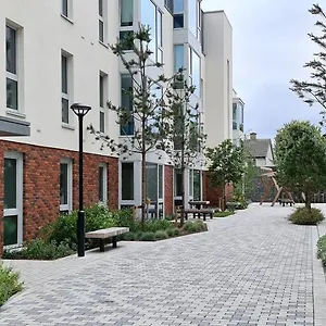 Destiny Student - Parkgate (adults Only) Apartment